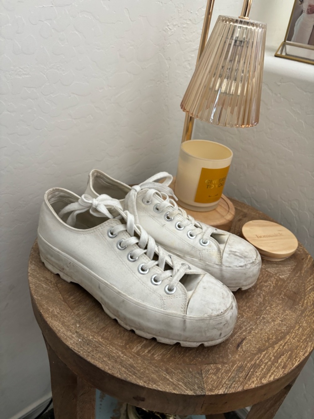 Cushionaire White Platform Canvas Sneakers Lug Sole Women’s 7.5